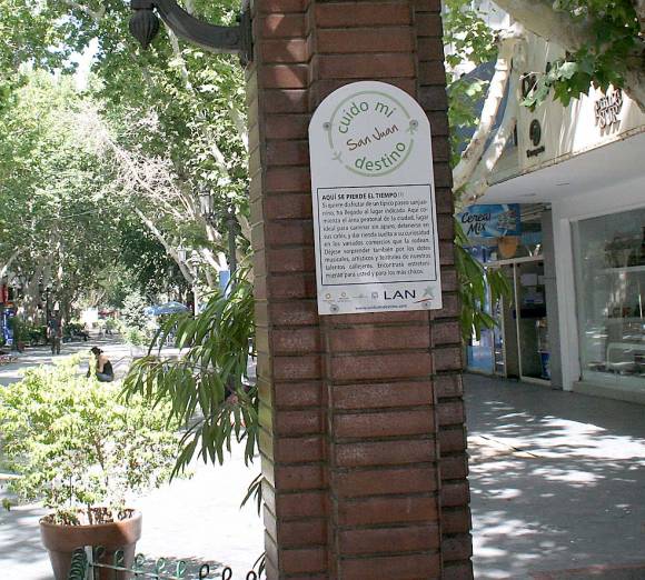 Las audioguías para los turistas están estancadas Las audioguías para los turistas están estancadas