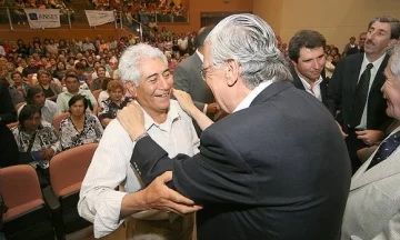 Jubilados, con el plus de 500 pesos Jubilados, con el plus de 500 pesos