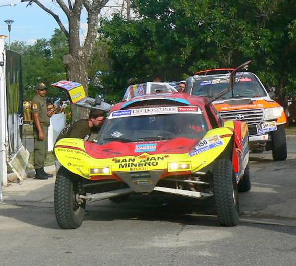 Los Sisterna en problemas, aunque siguen en carrera Los Sisterna en problemas, aunque siguen en carrera