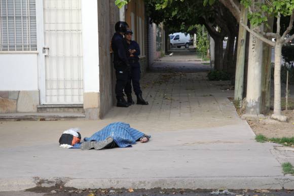 Falleció en un esquina Falleció en un esquina