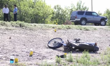 Policía grave por un choque Policía grave por un choque