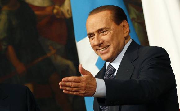 Berlusconi no se amilana Berlusconi no se amilana