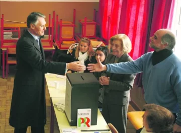 Cavaco ganó en Portugal con histórica abstención Cavaco ganó en Portugal con histórica abstención