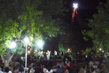 Jáchal brilla bajo las estrellas Jáchal brilla bajo las estrellas