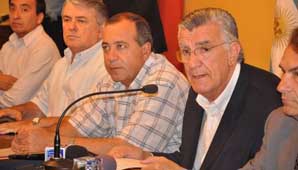 Gioja brindó detalles de las obras financiadas Gioja brindó detalles de las obras financiadas