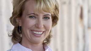 EEUU: balearon a una legisladora demócrata y a otras seis personas EEUU: balearon a una legisladora demócrata y a otras seis personas