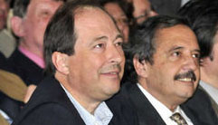 Alfonsín dice que ganará “con holgura la interna con Sanz” Alfonsín dice que ganará “con holgura la interna con Sanz”