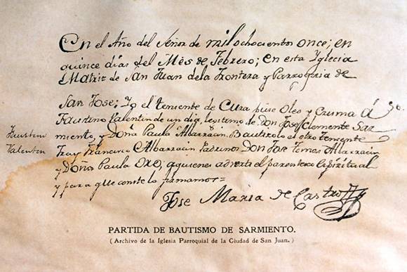 Con otro nombre y un día antes Con otro nombre y un día antes