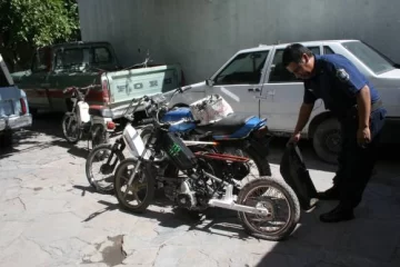 ¿Negocio con motos robadas? ¿Negocio con motos robadas?