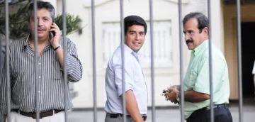 Oposición con diferencias por la campaña anti re-re Oposición con diferencias por la campaña anti re-re