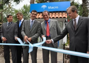 Banelco y Macro crecen juntos Banelco y Macro crecen juntos