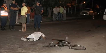 Se partió su bicicleta, cayó al piso y murió Se partió su bicicleta, cayó al piso y murió