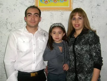 Cuatro velitas para Zoe Arias Cuatro velitas para Zoe Arias