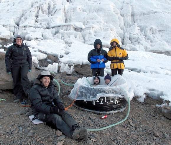 Y un día, un jacuzzi llegó al Mercedario Y un día, un jacuzzi llegó al Mercedario