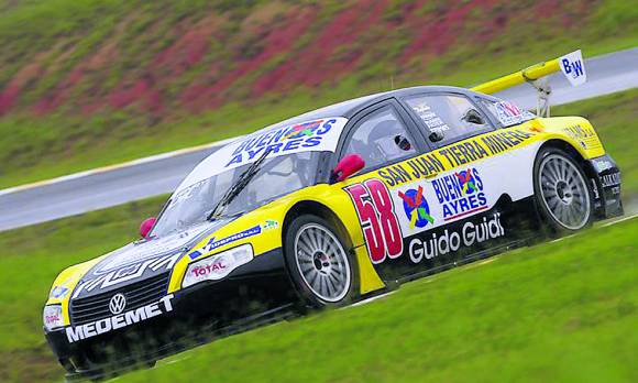 Henry quedó segundo en los entrenamientos Henry quedó segundo en los entrenamientos