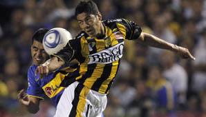 Olimpo hundió a Boca y es el nuevo líder del torneo Olimpo hundió a Boca y es el nuevo líder del torneo