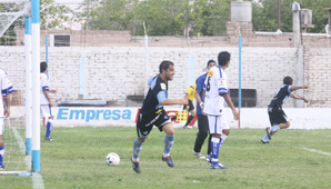 Del Bono, otra vez puntero Del Bono, otra vez puntero