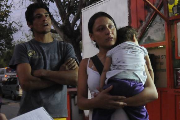 En un confuso episodio, casi mató a una joven con un block En un confuso episodio, casi mató a una joven con un block