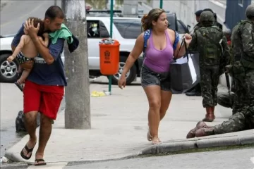 Brasil: un hombre mató a doce chicos en una escuela de Río Brasil: un hombre mató a doce chicos en una escuela de Río
