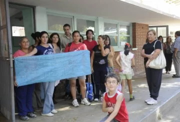 Disparos en la escuela: los padres reclaman seguridad