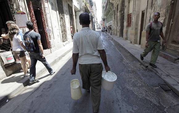 Cuba pondría fin a entrega de alimentos subsidiados Cuba pondría fin a entrega de alimentos subsidiados