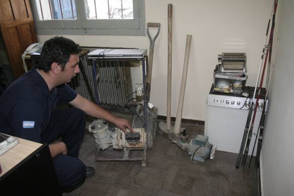 Roban, venden y caen con compradores Roban, venden y caen con compradores