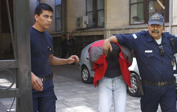 Electrocutado: agravaron el homicidio contra el detenido Electrocutado: agravaron el homicidio contra el detenido