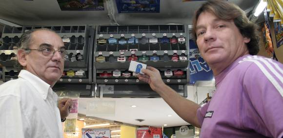 Kiosqueros quieren cobrar un plus por los cigarrillos Kiosqueros quieren cobrar un plus por los cigarrillos