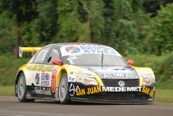 Henry larga entre los 20 del Super Sprint Henry larga entre los 20 del Super Sprint