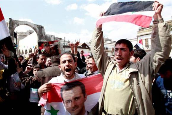 Opositores detenidos y nueva jornada de funerales en Siria Opositores detenidos y nueva jornada de funerales en Siria