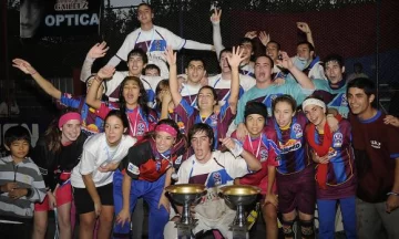 La UVT y un doblete de títulos en los Junior La UVT y un doblete de títulos en los Junior