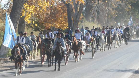 Una cabalgata de 40km para rendir homenaje a la Patria Una cabalgata de 40km para rendir homenaje a la Patria