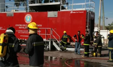 Una clase con los bomberos Una clase con los bomberos