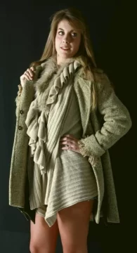 Con un abrigo basta Con un abrigo basta