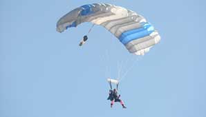 Hasta el domingo: Campeonato de Paracaidísmo Hasta el domingo: Campeonato de Paracaidísmo