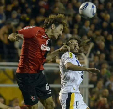 Olimpo le da luz a River Olimpo le da luz a River