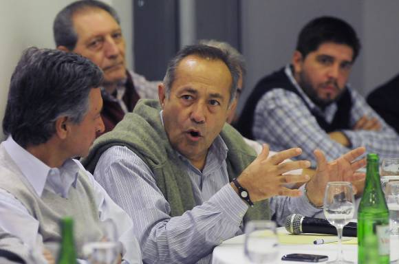 El Adolfo juega en Buenos Aires El Adolfo juega en Buenos Aires