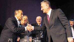 “El Adolfo” será candidato a gobernador en Buenos Aires “El Adolfo” será candidato a gobernador en Buenos Aires