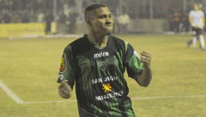 Los hinchas de San Martín, confiados de cara a la revancha Los hinchas de San Martín, confiados de cara a la revancha