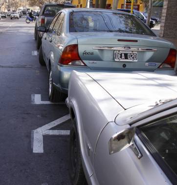 Al Eco le falta sólo 1 cuadra para llegar al Centro Cívico Al Eco le falta sólo 1 cuadra para llegar al Centro Cívico