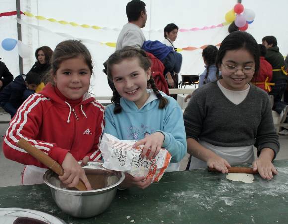 La diversión viene en carpa La diversión viene en carpa