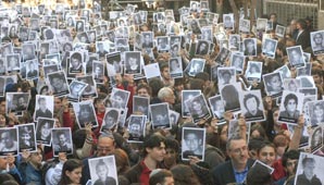 AMIA: 17 años sin justicia AMIA: 17 años sin justicia