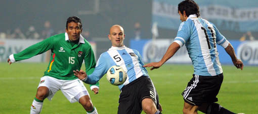 Argentina y un pobre empate con Bolivia en el debut Argentina y un pobre empate con Bolivia en el debut