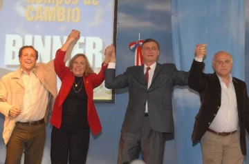 Santa Fe tuvo 6 gobiernos peronistas y uno socialista Santa Fe tuvo 6 gobiernos peronistas y uno socialista