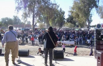 Con 3.000 personas, Huaco tuvo su festival Con 3.000 personas, Huaco tuvo su festival