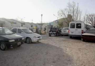 Secuestraron 15 vehículos en un desarmadero ilegal Secuestraron 15 vehículos en un desarmadero ilegal