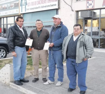 La Niña, regantes y empleados no toman tregua en Hidráulica La Niña, regantes y empleados no toman tregua en Hidráulica