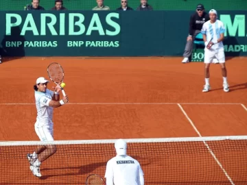 Argentina venció a Kazajstán y pasó a semifinales de la Davis Argentina venció a Kazajstán y pasó a semifinales de la Davis