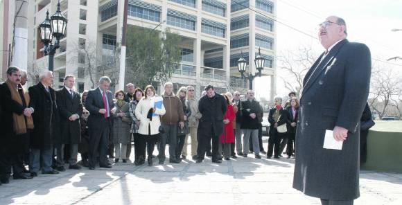 La cúpula bloquista faltó al acto por Don Leopoldo La cúpula bloquista faltó al acto por Don Leopoldo