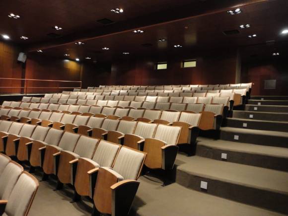 El cuarto auditorio en 1 km El cuarto auditorio en 1 km